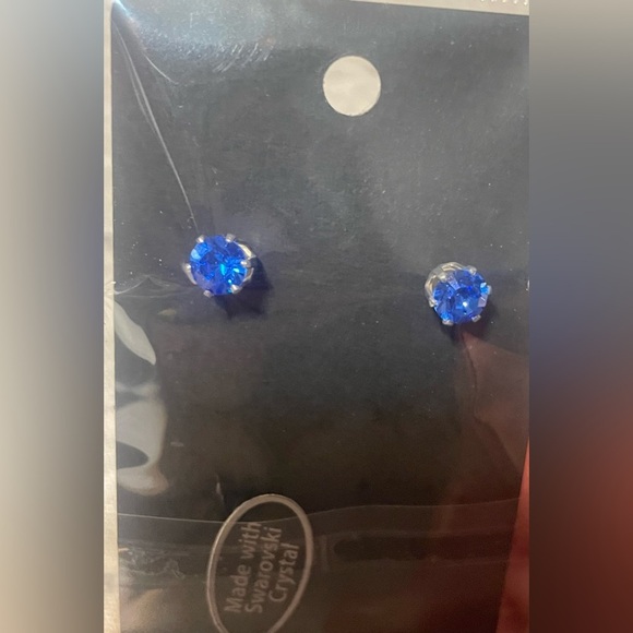 Swarovski Elements Jewelry - Swarovski stud earrings! Black pouch included.